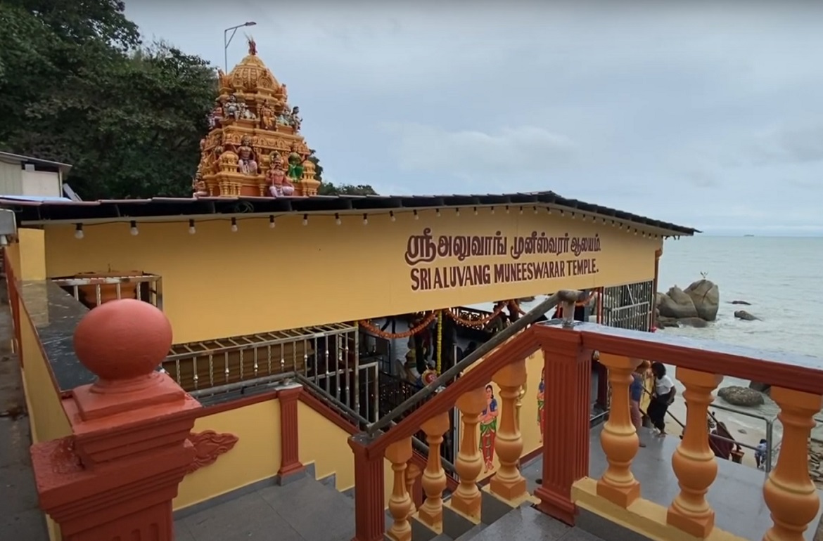 Sri Aluvang Muneeswarar Temple, Batu ferringhi, Penang | Aalayam